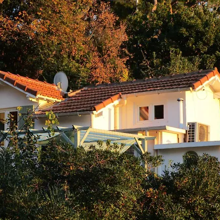 Helios Homestay Le Cannet